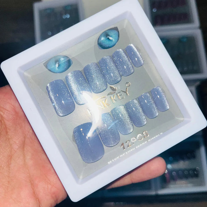 Romantic Myth Cat Eye Mirror Press-On Nails – Pack of 12