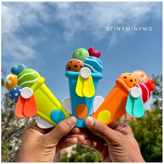 Portable Ice Cream Shape Mini Hand Press Fan Toy for Kids – Cute Handheld Summer Cooling Fan with Safe Soft Blades for Travel, School & Outdoor Use