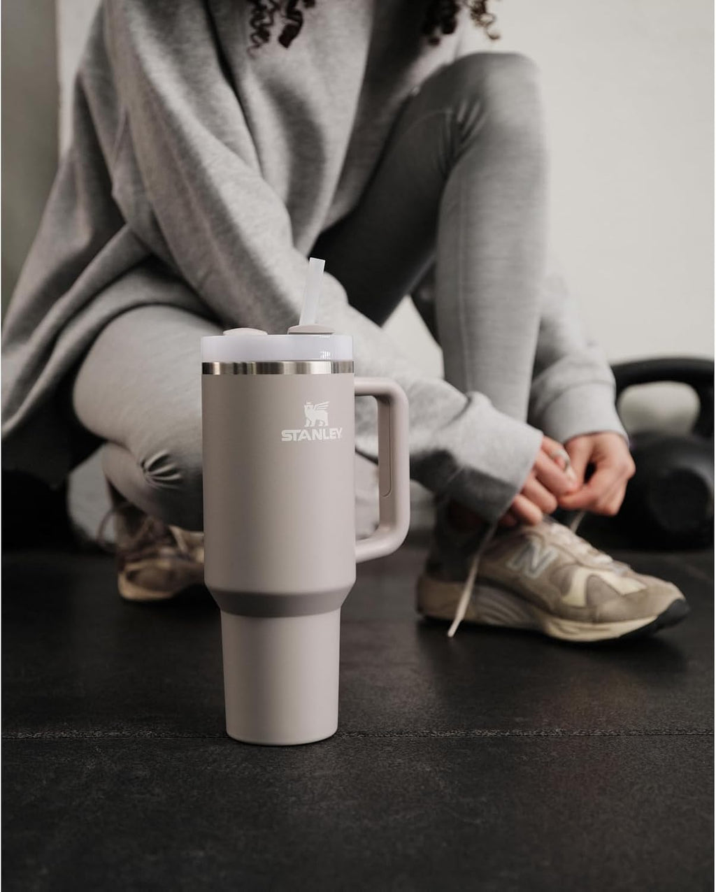 Premium 40oz Stainless Steel Vacuum Insulated Tumbler with Handle & Straw – Leakproof Double Wall Travel Mug for Coffee, Water & Hot or Cold Drinks