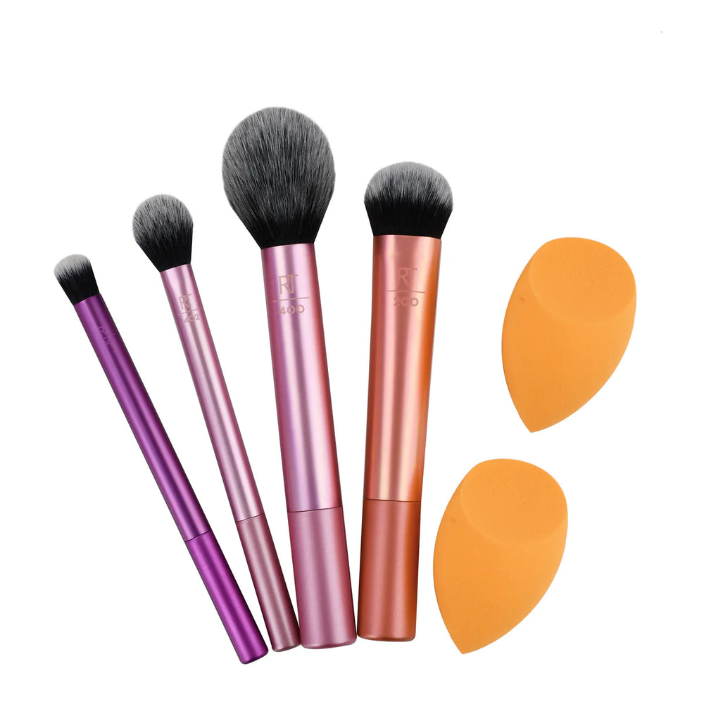 Real Techniques Everyday Essentials Makeup Brush Set & Sponge – 5PC