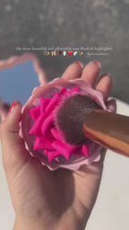 Oneyioo Rose Flower Highlighter & Blush 2-in-1 Set
